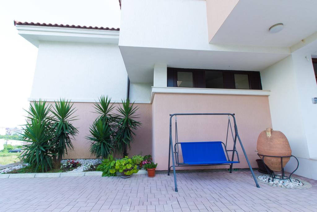 Apartments Kan Ulcinj Exterior photo