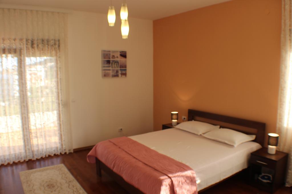 Apartments Kan Ulcinj Exterior photo
